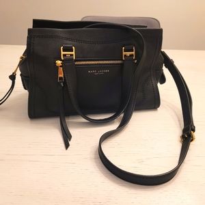 Lightly used Black Marc Jacob's Women's Handbag with Crossbody Strap